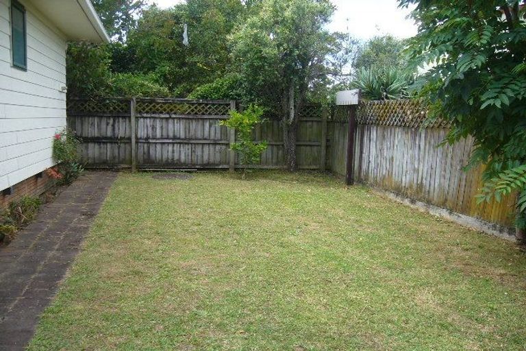 Photo of property in 52a Metcalfe Road, Ranui, Auckland, 0612