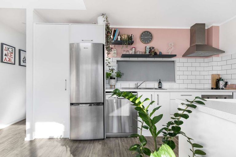 Photo of property in 31 Reynolds Place, Papamoa Beach, Papamoa, 3118