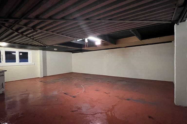 Photo of property in 2/54 Ray Small Drive, Pahurehure, Papakura, 2113