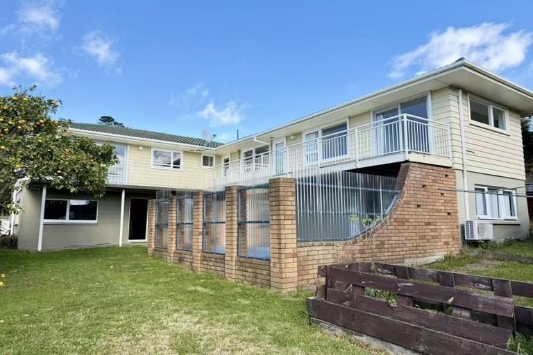 Photo of property in 32 Galaxy Drive, Mairangi Bay, Auckland, 0630