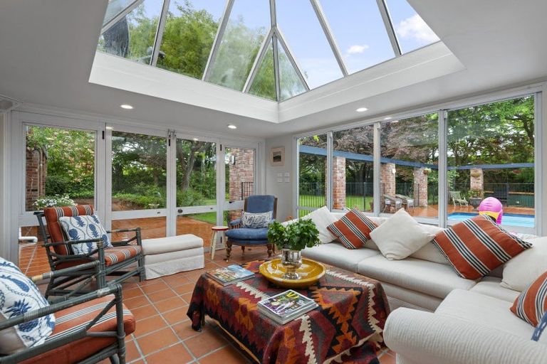 Photo of property in 15a Clyde Road, Upper Riccarton, Christchurch, 8041