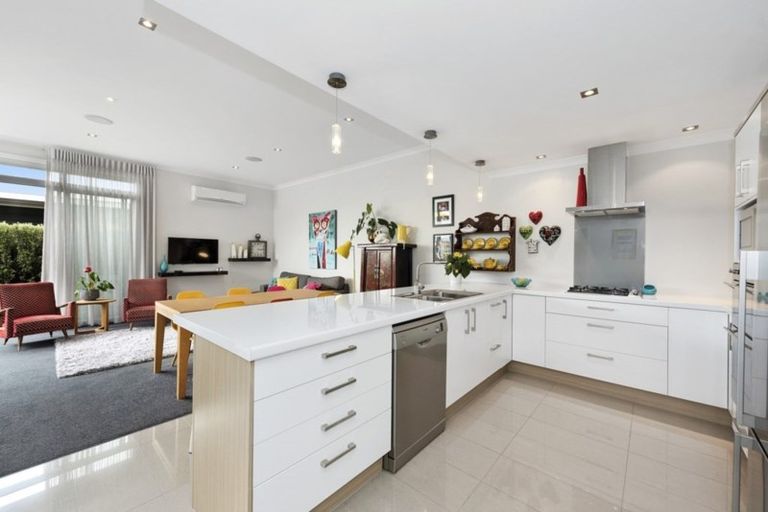 Photo of property in 141a Rototuna Road, Rototuna, Hamilton, 3210