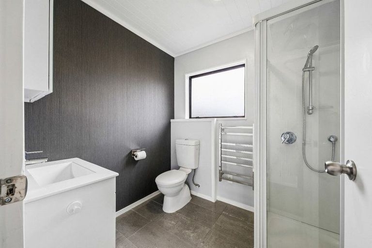 Photo of property in 8a Pukeko Street, Paraparaumu, 5032