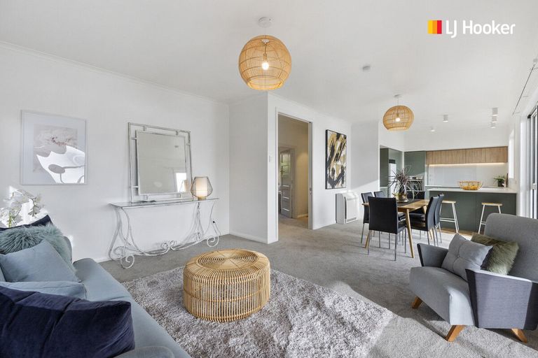 Photo of property in 6 Shandon Road, Vauxhall, Dunedin, 9013