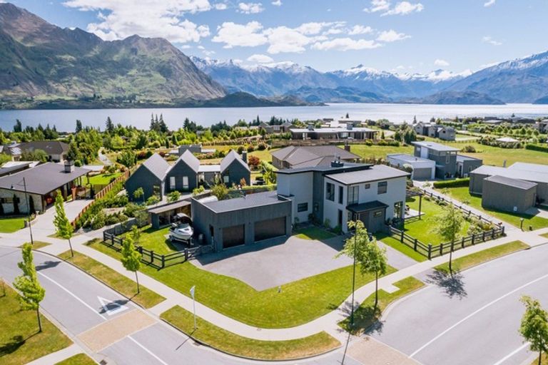 Photo of property in 41 Infinity Drive, Wanaka, 9305