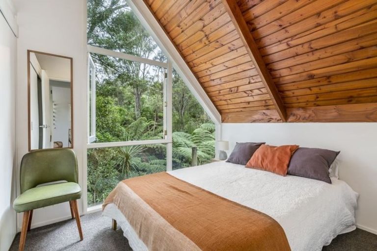 Photo of property in 12 Berne Place, Birkenhead, Auckland, 0626