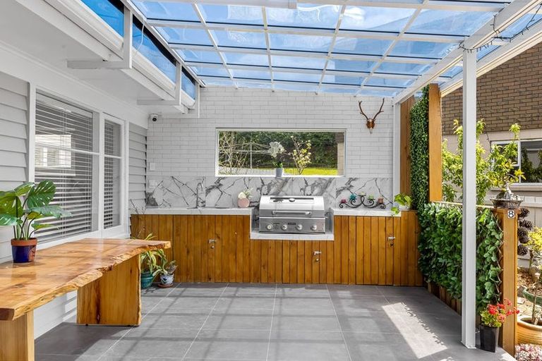 Photo of property in 300 Wairau Road, Glenfield, Auckland, 0629