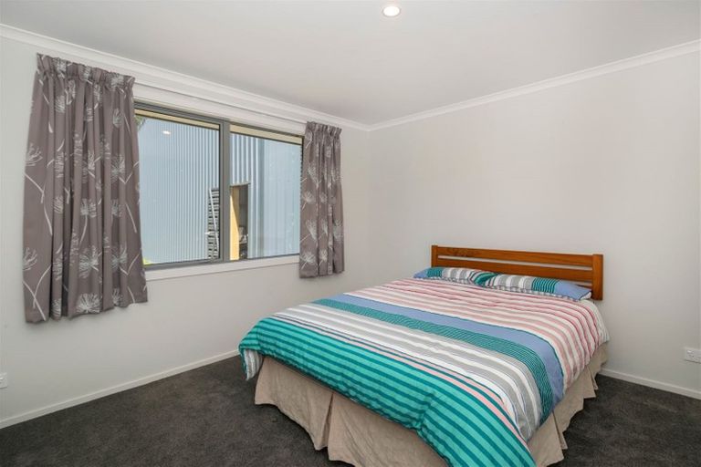 Photo of property in 2 Renata Road, Okiwi Bay, 7193