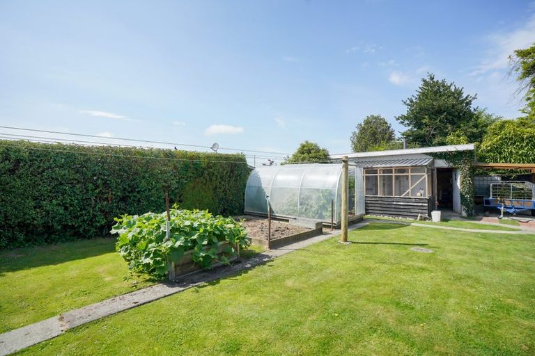 Photo of property in 41 Hillary Street, Winton, 9720