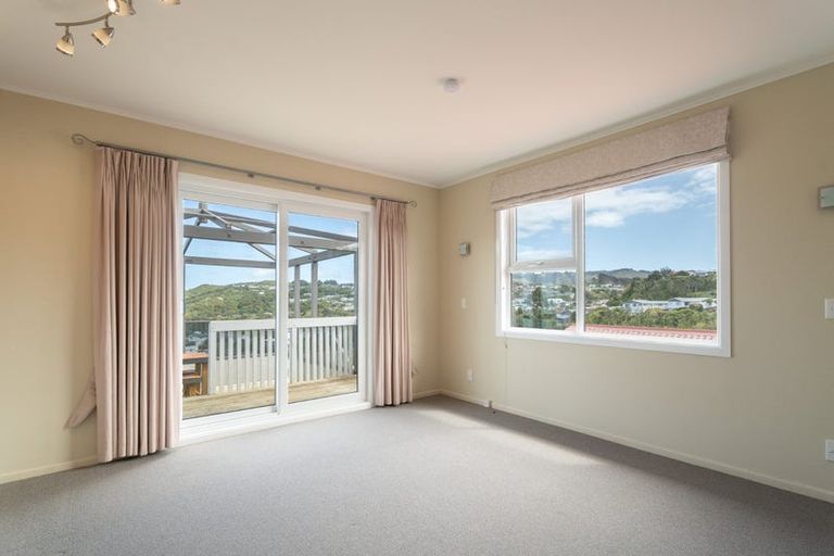 Photo of property in 46 Cypress Drive, Maungaraki, Lower Hutt, 5010