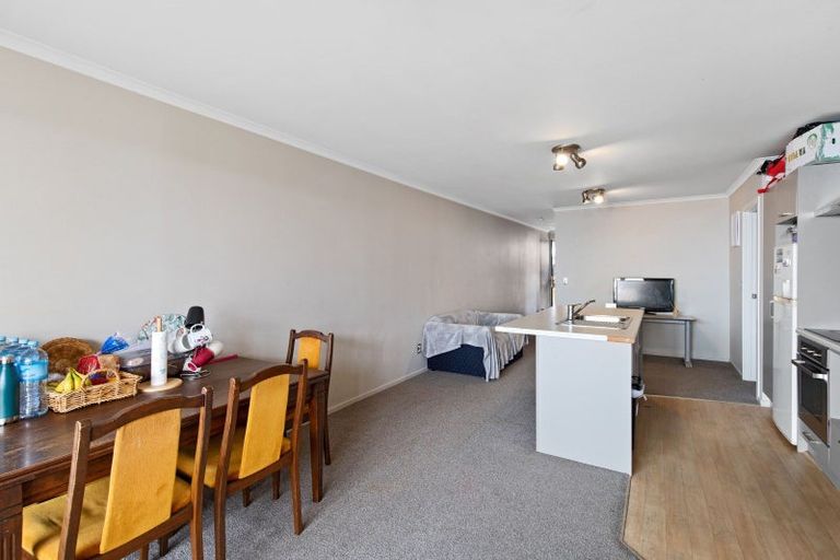 Photo of property in 2/27 Hogan Street, Hamilton East, Hamilton, 3216