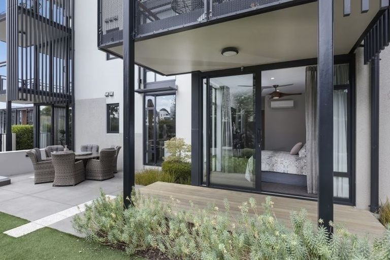 Photo of property in 1/50 Kilmore Street, Christchurch Central, Christchurch, 8013