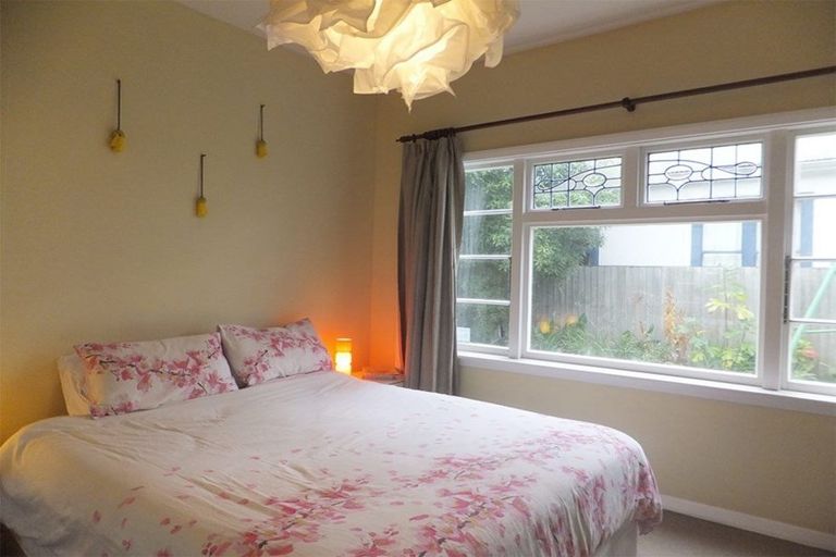 Photo of property in 60 Oxley Avenue, St Albans, Christchurch, 8014