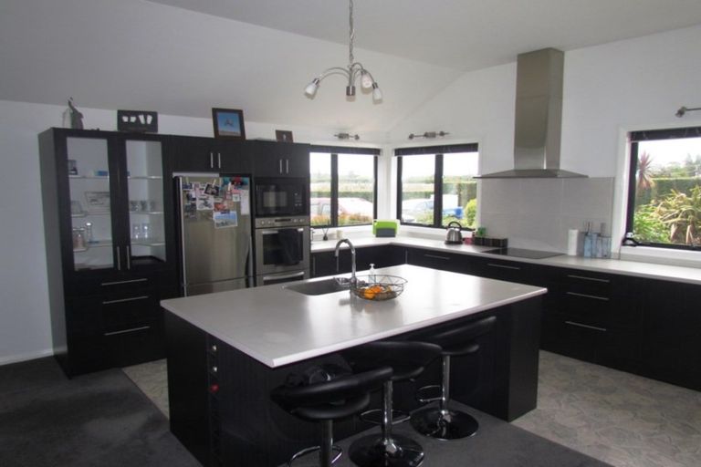 Photo of property in 9a Racecourse Road, Winton, 9782