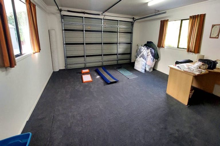 Photo of property in 68 Wiroa Road, Kerikeri, 0293