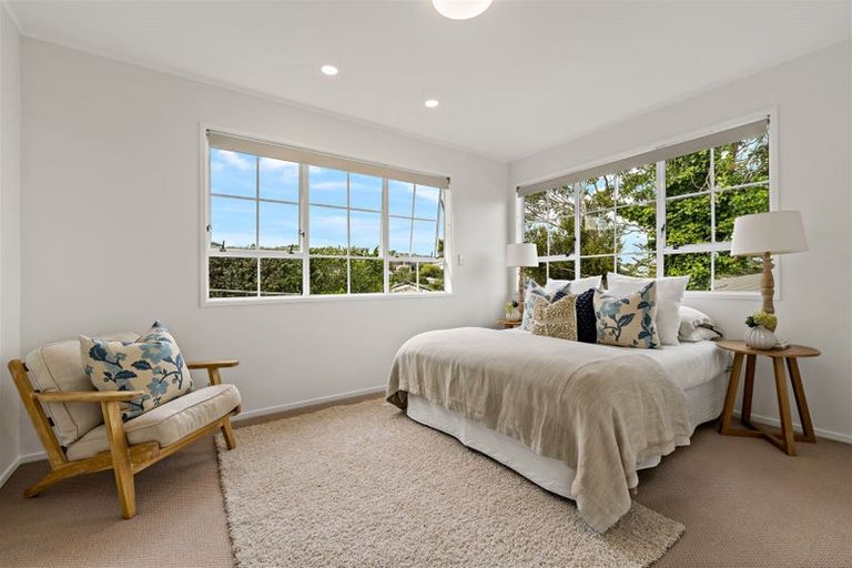 Photo of property in 21 Macnay Way, Murrays Bay, Auckland, 0630