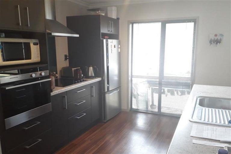 Photo of property in 26 Sunstone Crescent, Brown Owl, Upper Hutt, 5018