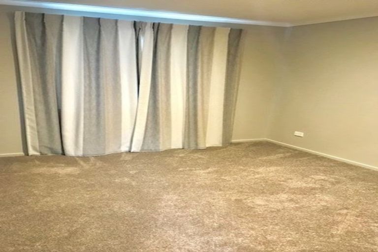 Photo of property in 63 Manuel Road, Silverdale, 0932