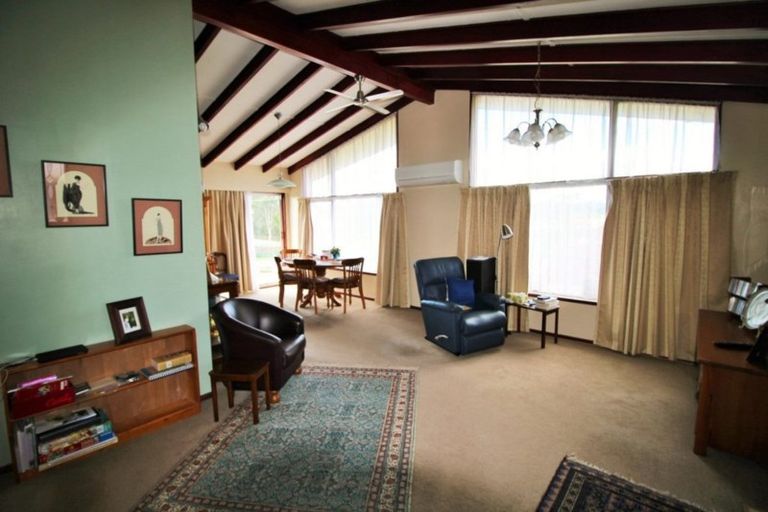 Photo of property in 72 Weston Road, Waiareka Junction, Oamaru, 9401