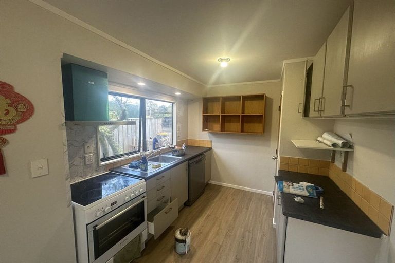 Photo of property in 6/26 Queen Mary Avenue, New Lynn, Auckland, 0600