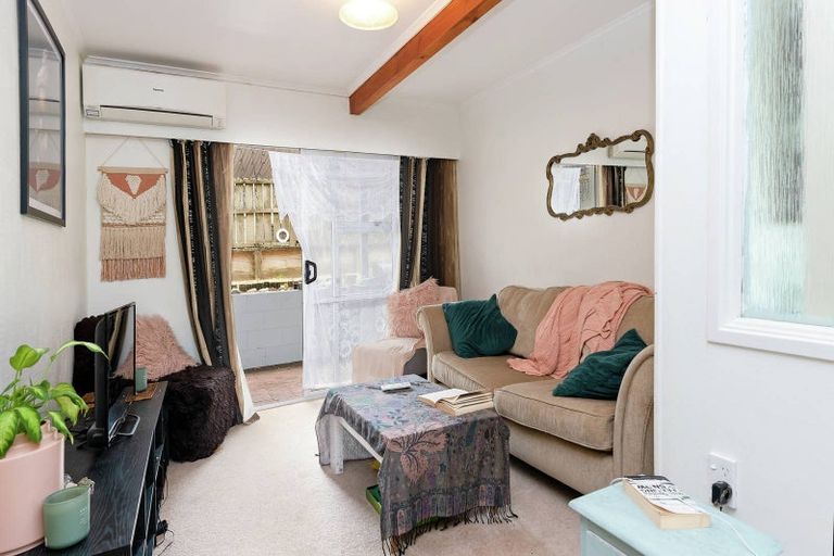 Photo of property in 214 Moore Street, Howick, Auckland, 2014