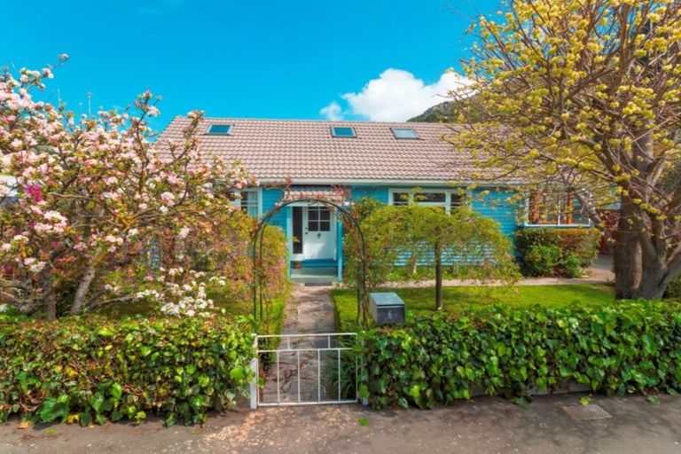 Photo of property in 6 Campbell Street, Sumner, Christchurch, 8081
