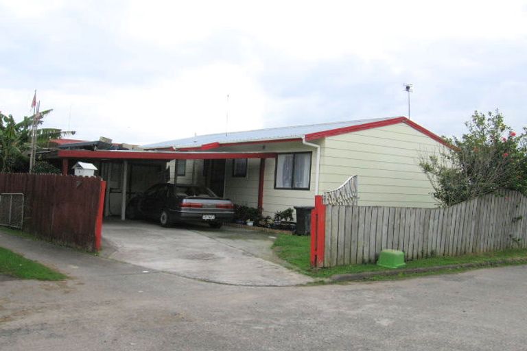 Photo of property in 2/16 Trevor Hosken Drive, Wiri, Auckland, 2104