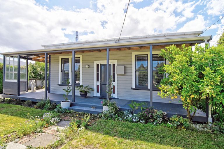 Photo of property in 6 Sussex Street, Masterton, 5810