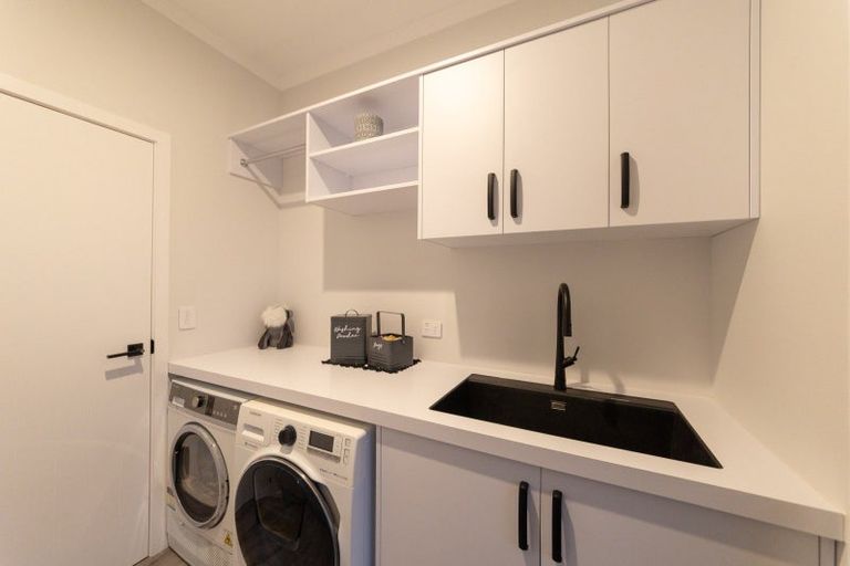 Photo of property in 5 Alayna Court, Colyton, Feilding, 4775