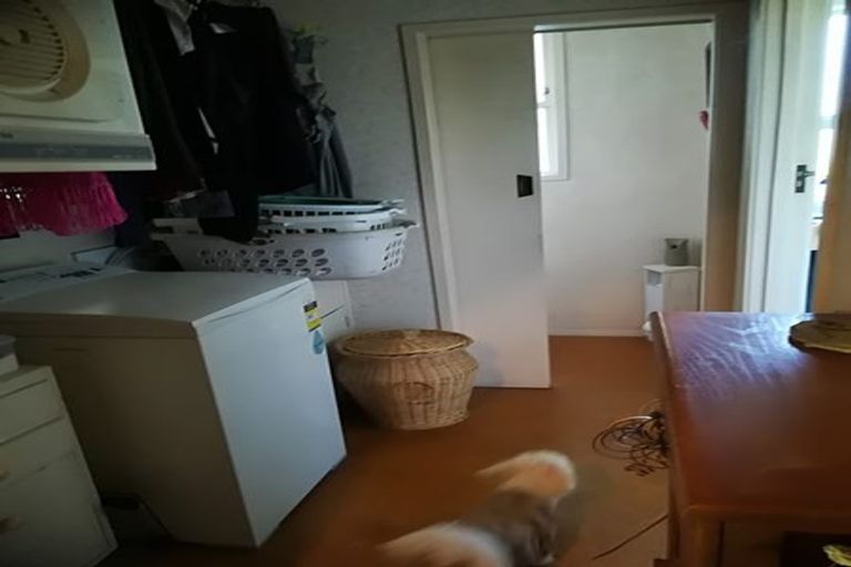 Photo of property in 10 Adams Road, Thornton Bay, Thames, 3575