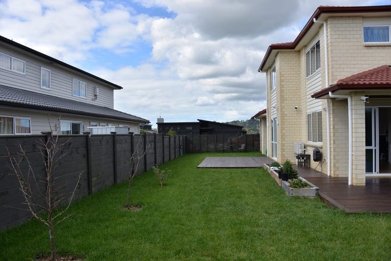 Photo of property in 16 Orchard Terrace, Riverhead, 0820