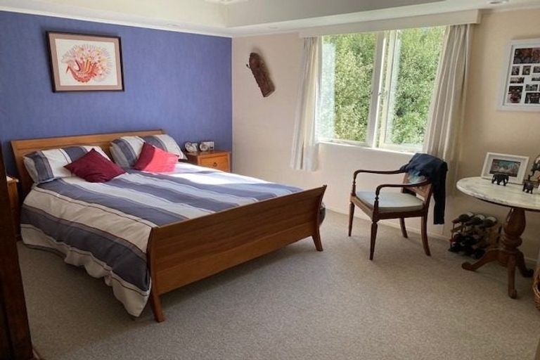 Photo of property in 28 Keirunga Road, Havelock North, 4130