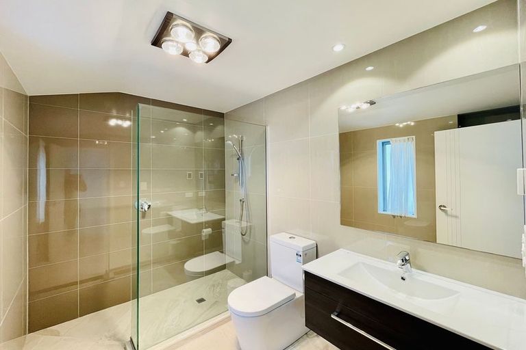 Photo of property in 36 Golden Morning Drive, Albany Heights, Auckland, 0632