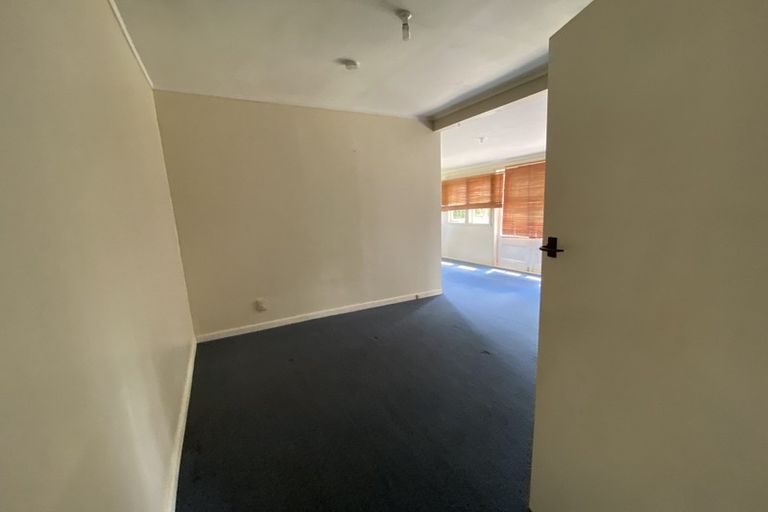 Photo of property in 87 Konini Road, Titirangi, Auckland, 0604