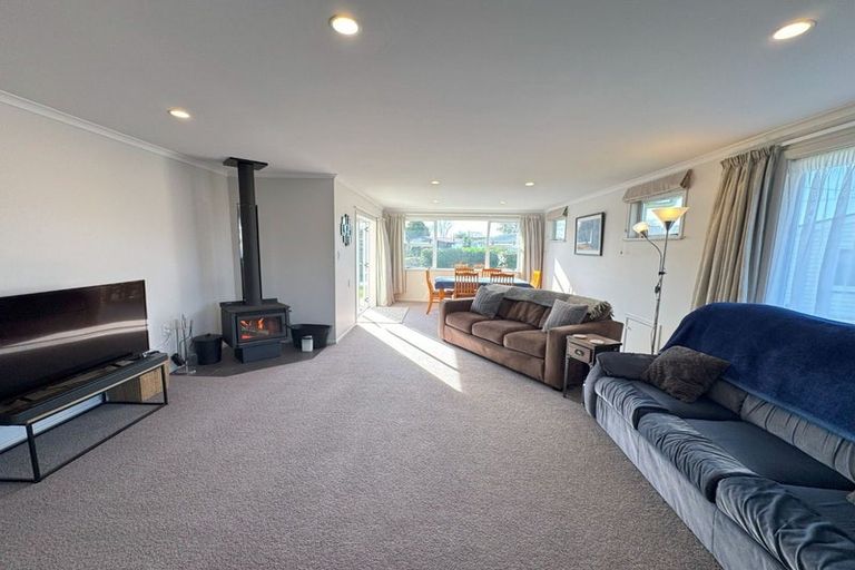 Photo of property in 75 Taumaihi Street, Bulls, 4818