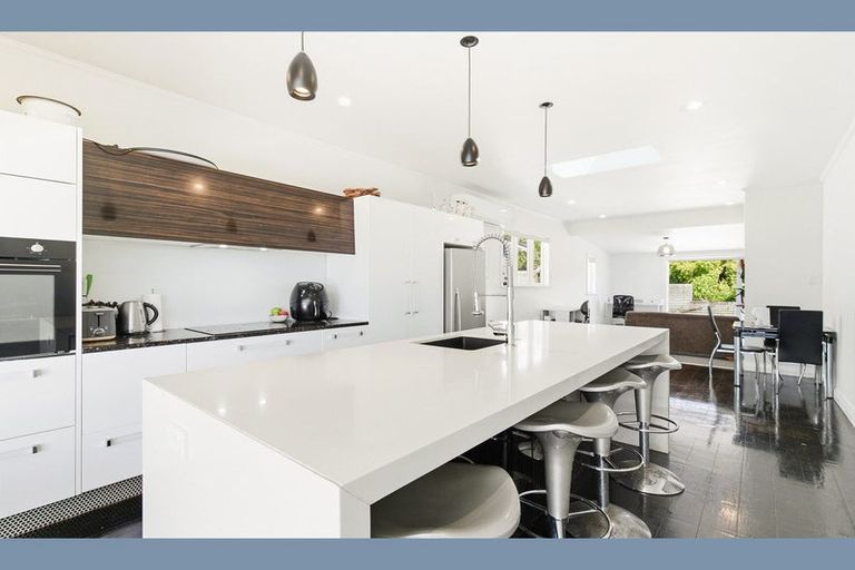 Photo of property in 44 Mortimer Terrace, Aro Valley, Wellington, 6021