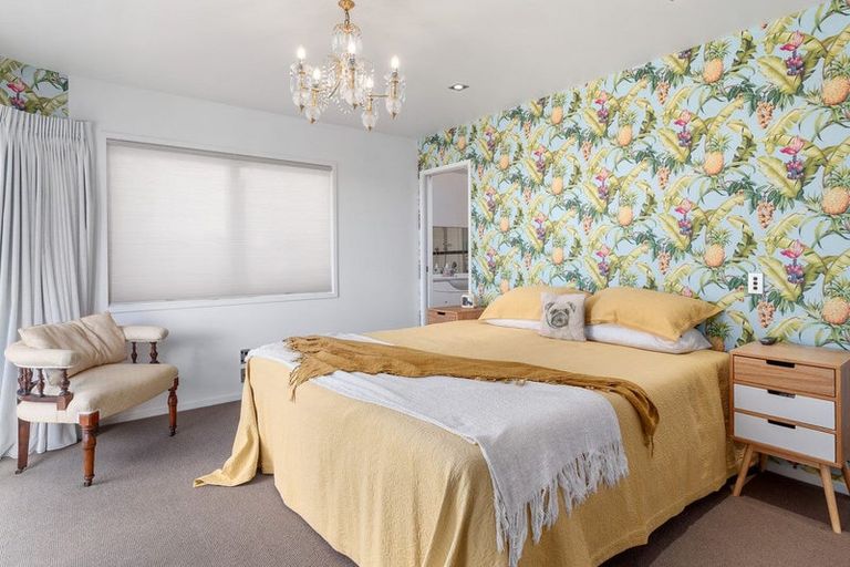 Photo of property in 44a Marine Parade, Mount Maunganui, 3116