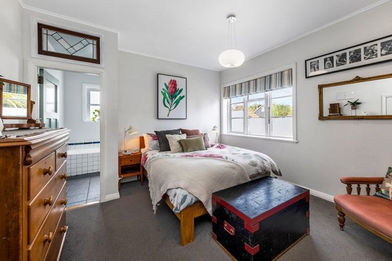 Photo of property in 41 Humariri Street, Point Chevalier, Auckland, 1022