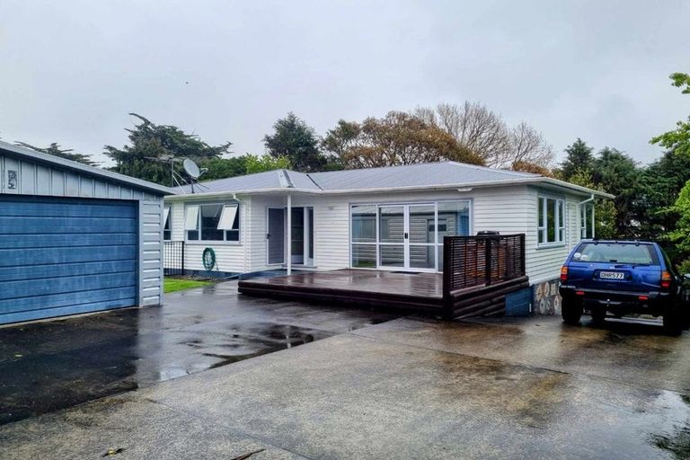 Photo of property in 136a Seaview Road, Westown, New Plymouth, 4310