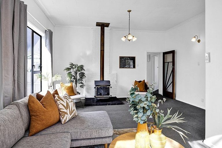 Photo of property in 39a Portia Street, Stratford, 4332