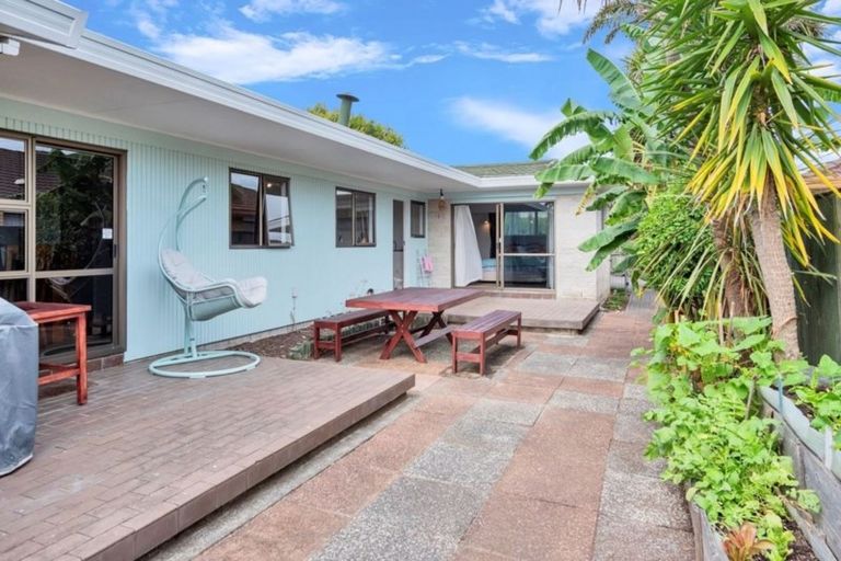 Photo of property in 29 Lakeside Drive, Pahurehure, Papakura, 2113