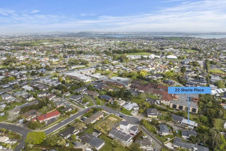 Photo of property in 2/22 Sherie Place, Howick, Auckland, 2014