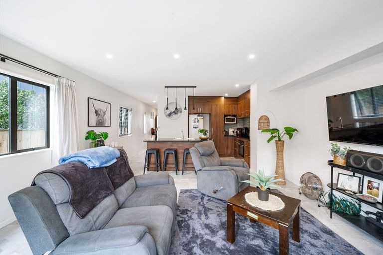 Photo of property in 4b Ahunga Road, Karaka, Papakura, 2113