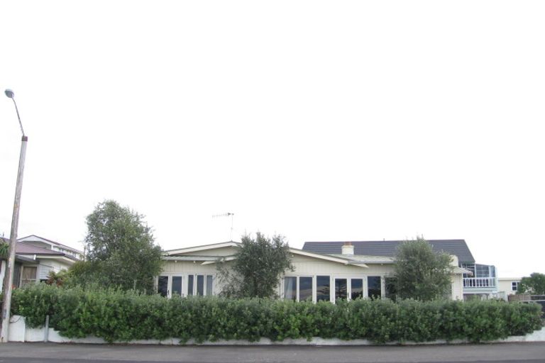 Photo of property in 18 Ferguson Avenue, Westshore, Napier, 4110