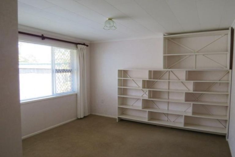 Photo of property in 31 Truby King Street, Merrilands, New Plymouth, 4312