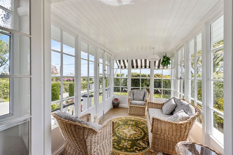 Photo of property in 22 Main Road, Mount Pleasant, Christchurch, 8081