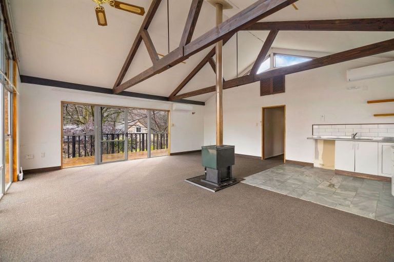 Photo of property in 6 Merioneth Street, Arrowtown, 9302