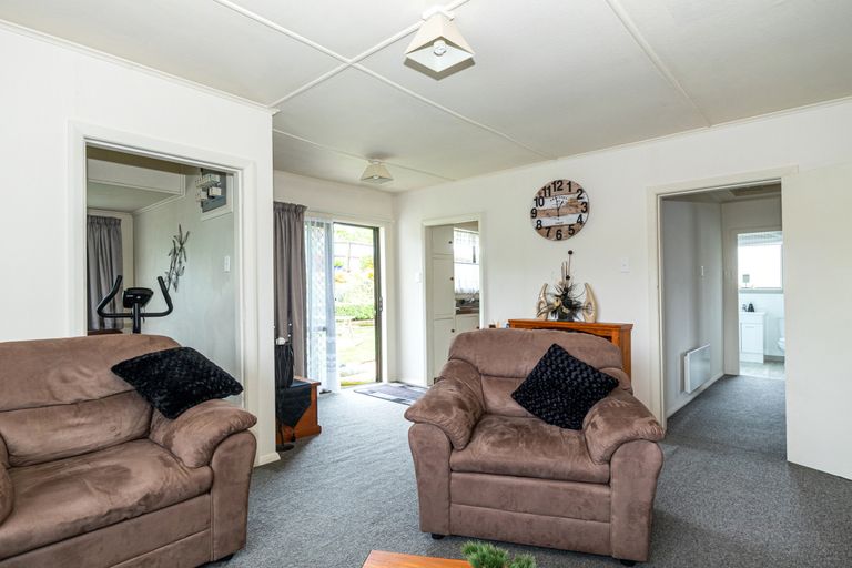 Photo of property in 27 Tweedy Street, Marchwiel, Timaru, 7910