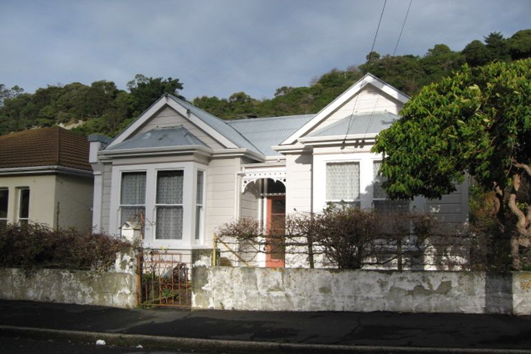 Photo of property in 43 Woodhaugh Street, Woodhaugh, Dunedin, 9010