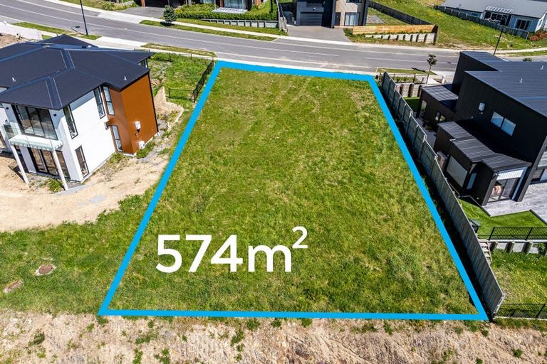 Photo of property in 64 Queen Charlotte Drive, Aotea, Porirua, 5024